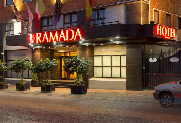 Hotel Ramada Naples 4